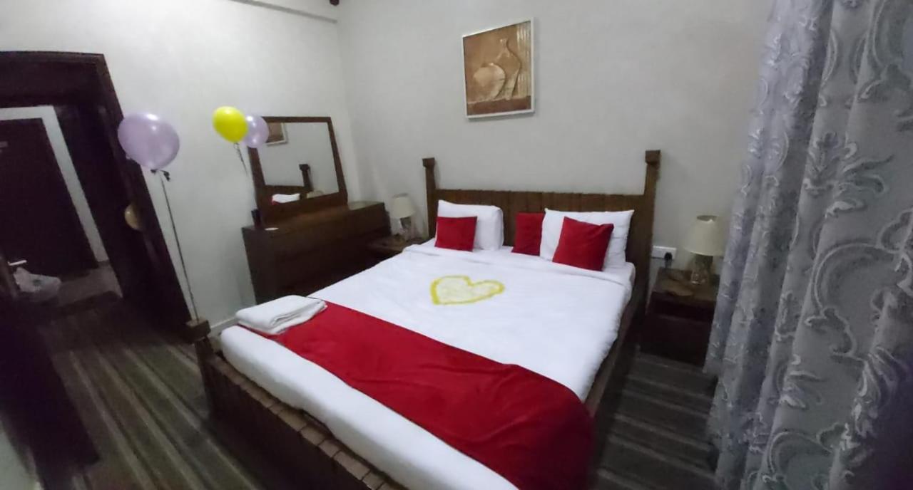 Sur Bandar Al Ayjah Hotel Apartments Luaran gambar