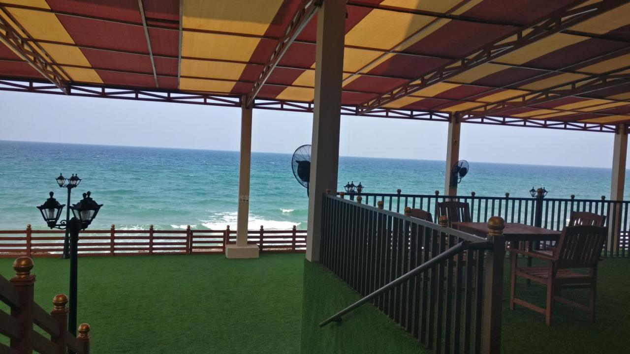 Sur Bandar Al Ayjah Hotel Apartments Luaran gambar