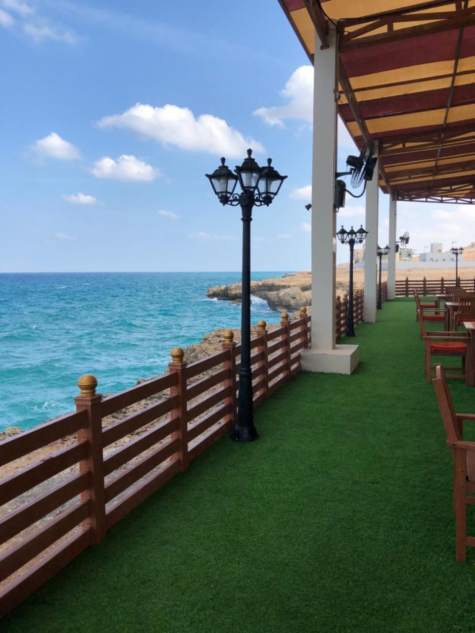 Sur Bandar Al Ayjah Hotel Apartments Luaran gambar