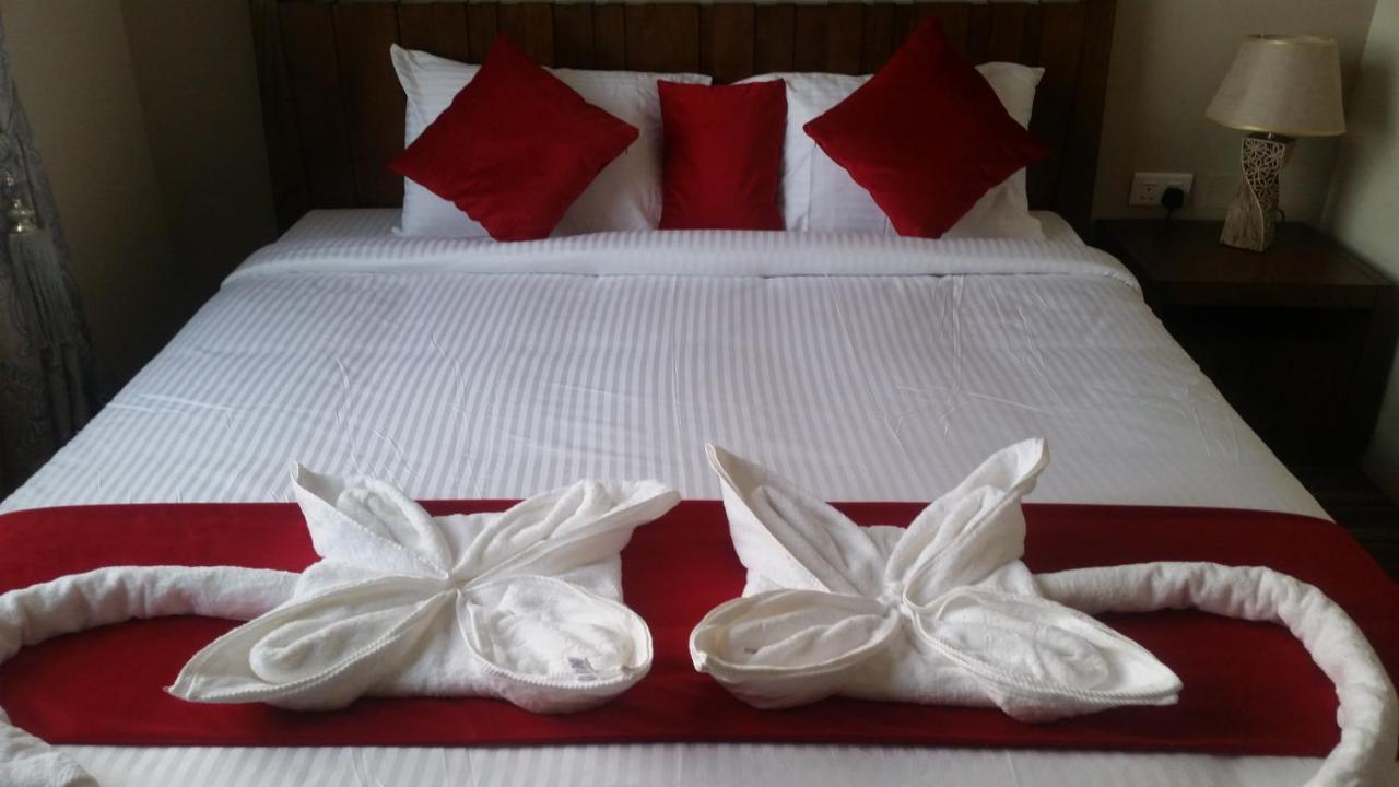 Sur Bandar Al Ayjah Hotel Apartments Luaran gambar