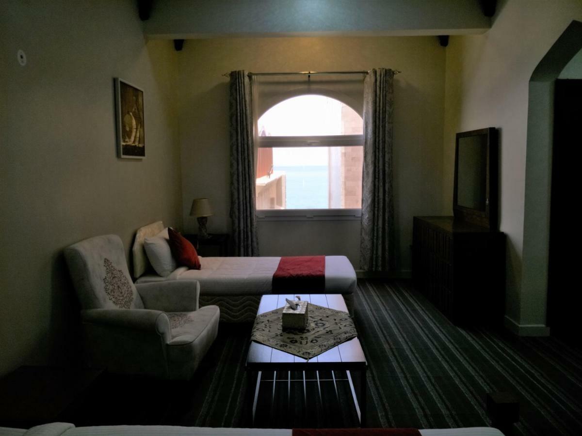 Sur Bandar Al Ayjah Hotel Apartments Luaran gambar